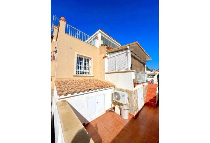 Image No.2-3 Bed Townhouse for sale