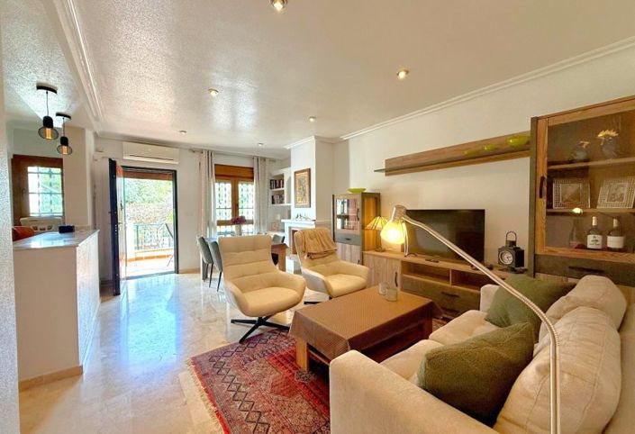 Image No.4-3 Bed Townhouse for sale