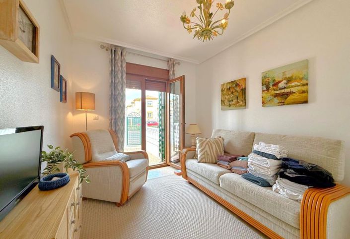 Image No.9-3 Bed Townhouse for sale