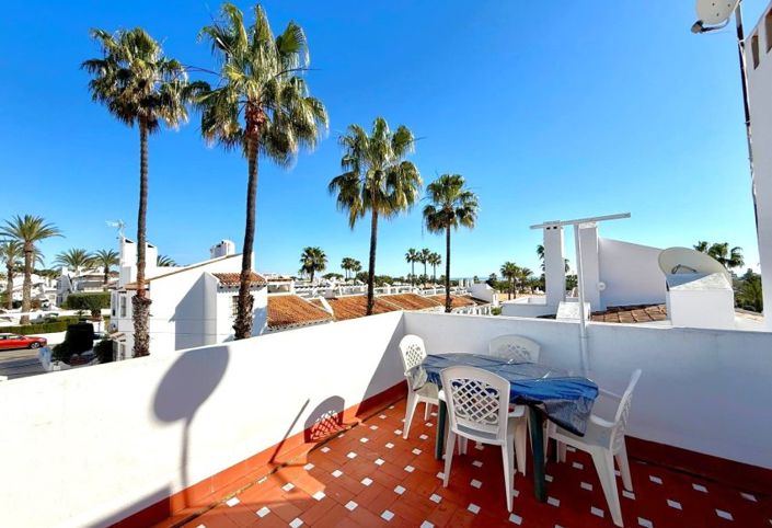 Image No.18-2 Bed Townhouse for sale