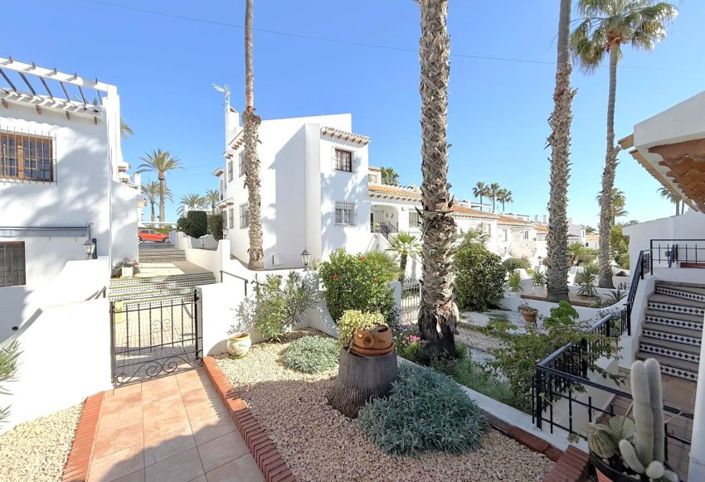 Image No.2-2 Bed Townhouse for sale