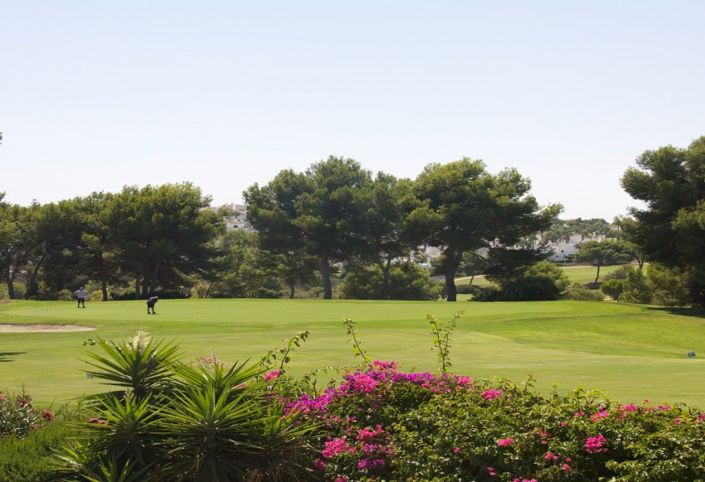 Image No.29-2 Bed Townhouse for sale