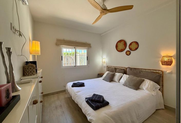 Image No.12-3 Bed Villa for sale