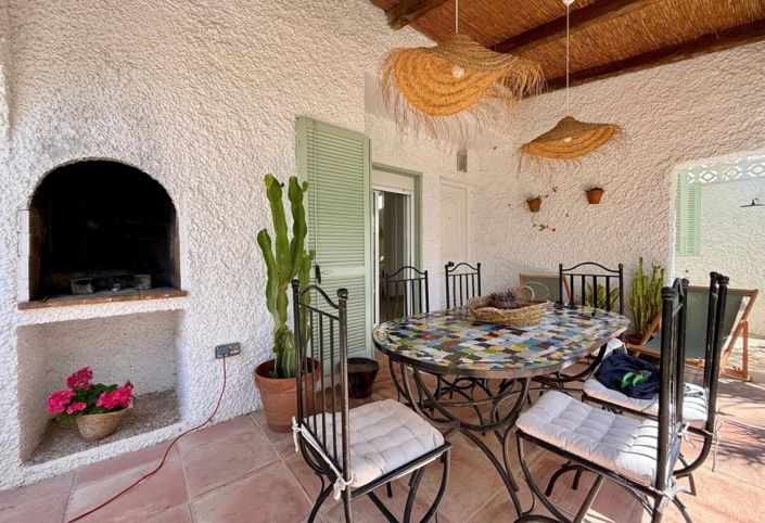 Image No.7-3 Bed Villa for sale