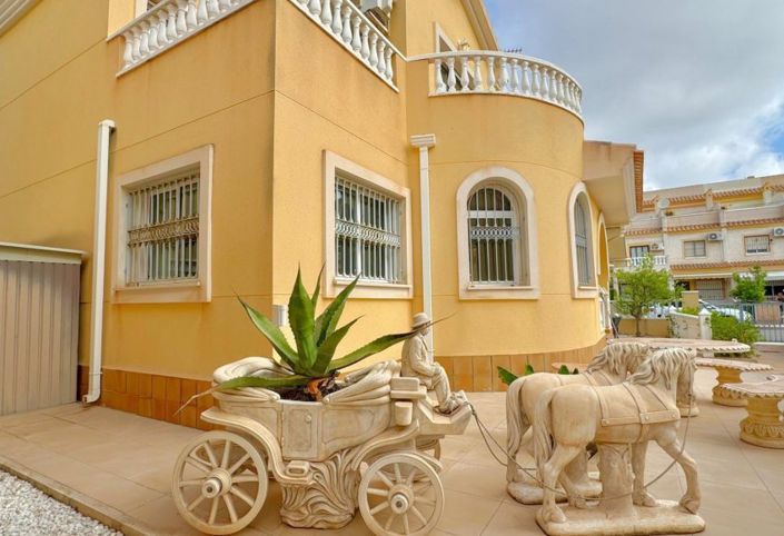 Image No.22-Villa de 3 chambres à vendre à Orihuela Costa