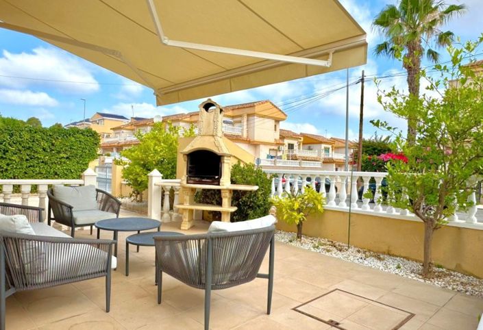 Image No.6-Villa de 3 chambres à vendre à Orihuela Costa