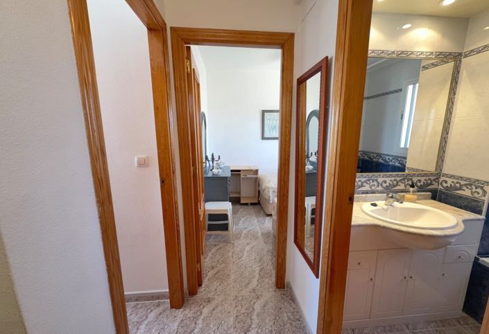 Image No.22-2 Bed Villa for sale