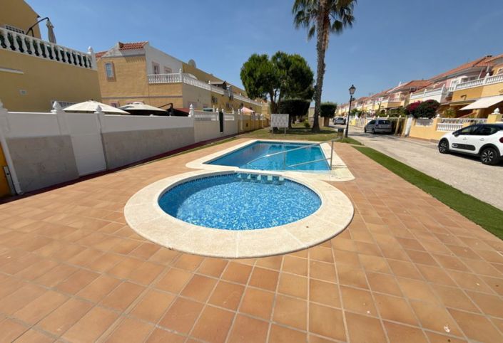 Image No.21-3 Bed Villa for sale