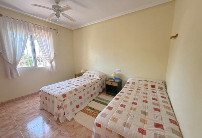 Image No.25-3 Bed Villa for sale