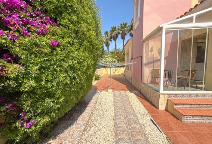 Image No.27-3 Bed Villa for sale