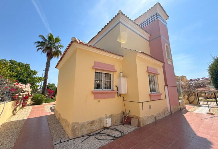 Image No.8-3 Bed Villa for sale