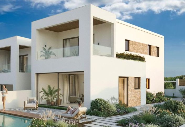 Image No.9-3 Bed Villa for sale