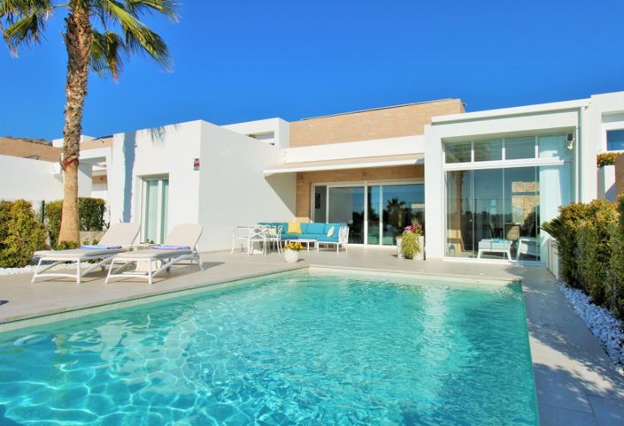 Image No.32-3 Bed Villa for sale