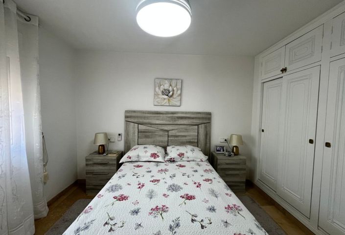 Image No.20-3 Bed Quad for sale
