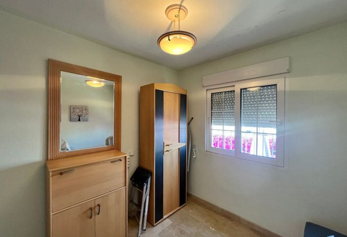 Image No.25-3 Bed Quad for sale