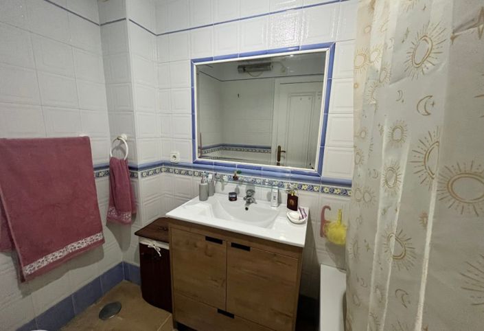 Image No.27-3 Bed Quad for sale
