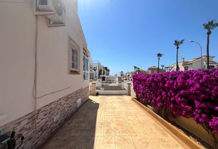 Image No.50-3 Bed Quad for sale
