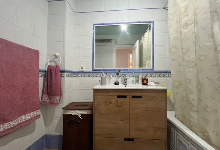 Image No.7-3 Bed Quad for sale
