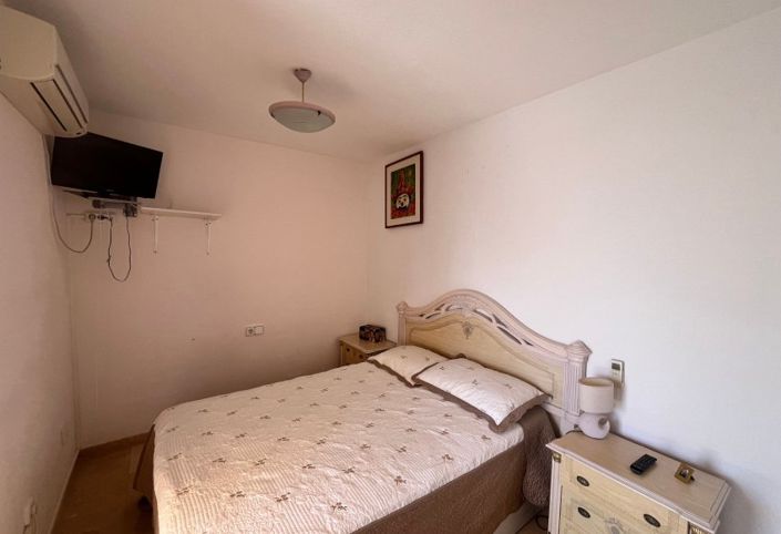 Image No.8-3 Bed Quad for sale