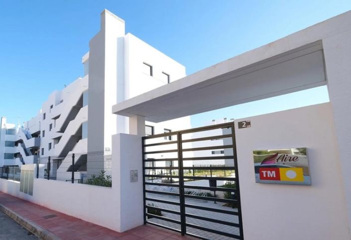 Image No.17-2 Bed Apartment for sale