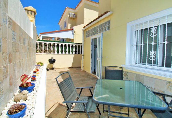 Image No.11-3 Bed Townhouse for sale