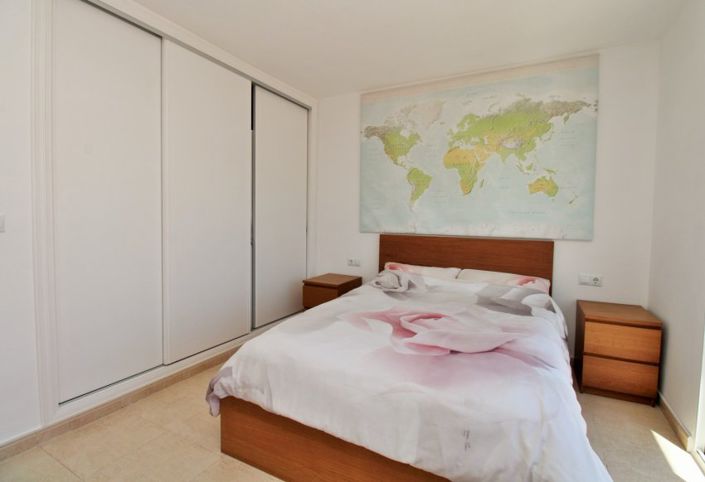 Image No.17-3 Bed Townhouse for sale