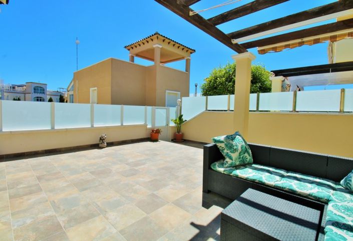 Image No.4-3 Bed Townhouse for sale