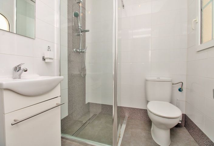 Image No.22-2 Bed Townhouse for sale