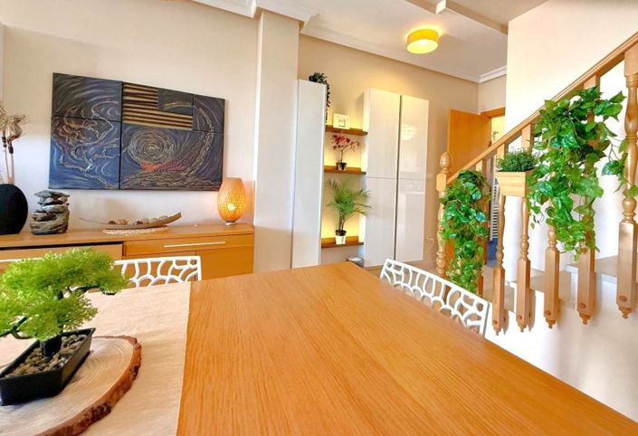 Image No.5-2 Bed Townhouse for sale