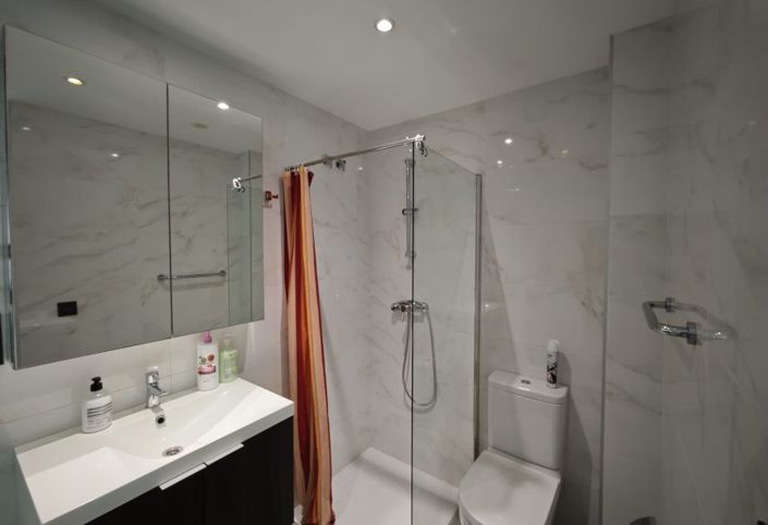 Image No.17-2 Bed Apartment for sale