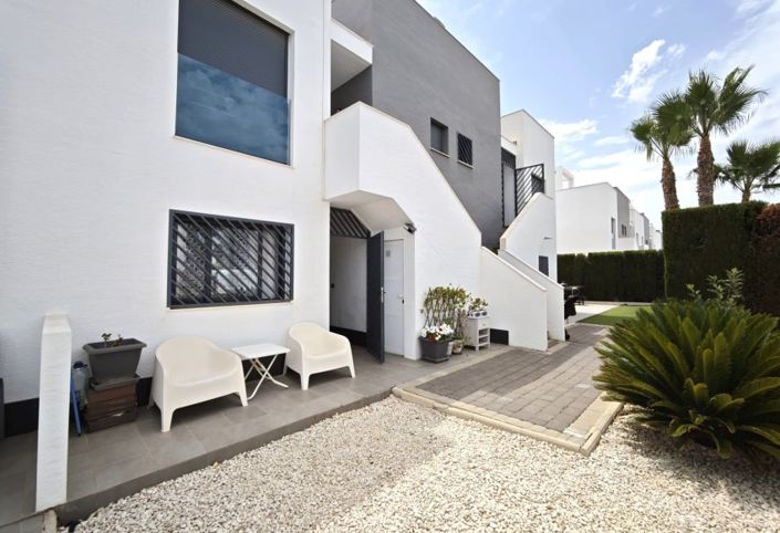 Image No.25-2 Bed Apartment for sale