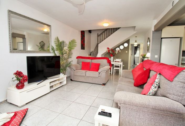 Image No.7-4 Bed Townhouse for sale