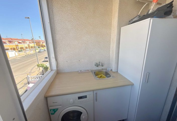 Image No.20-2 Bed Apartment for sale