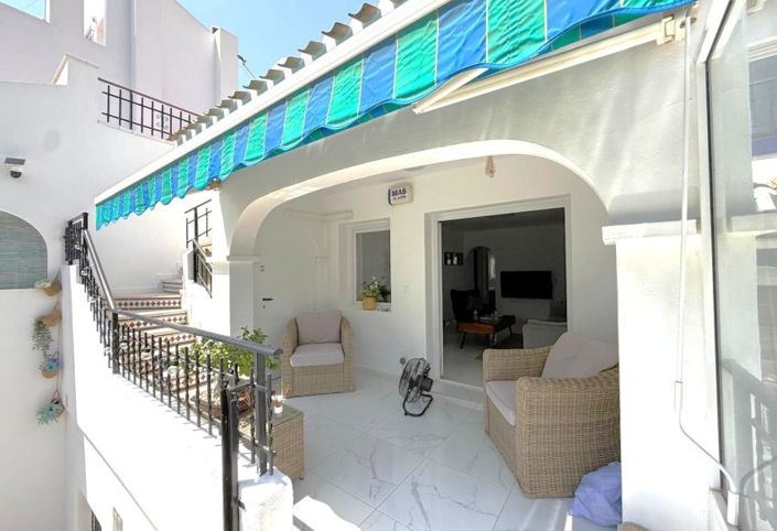 Image No.3-4 Bed Townhouse for sale