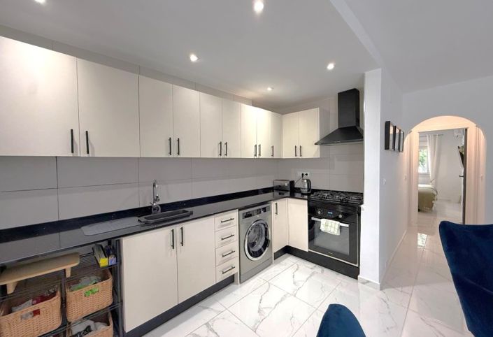 Image No.5-4 Bed Townhouse for sale