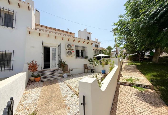 Image No.9-4 Bed Townhouse for sale