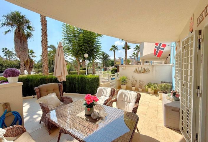 Image No.2-2 Bed Property for sale