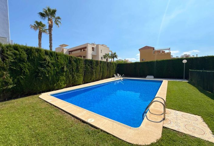 Image No.12-2 Bed Property for sale