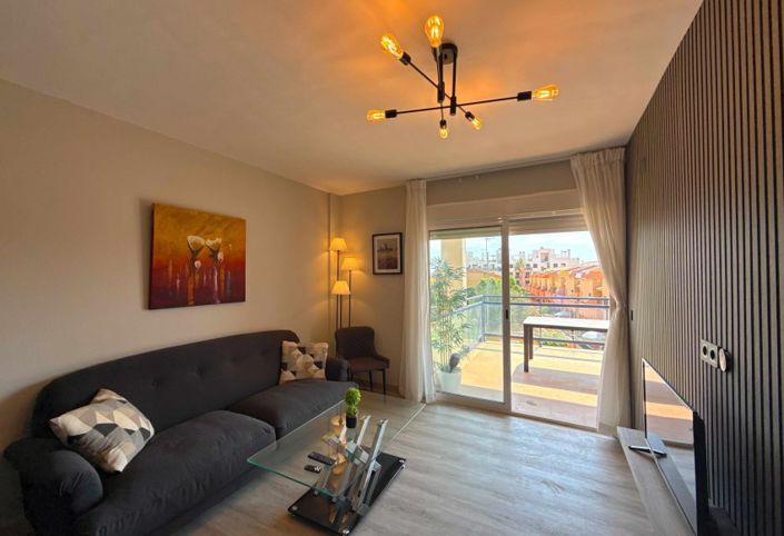Image No.18-2 Bed Property for sale