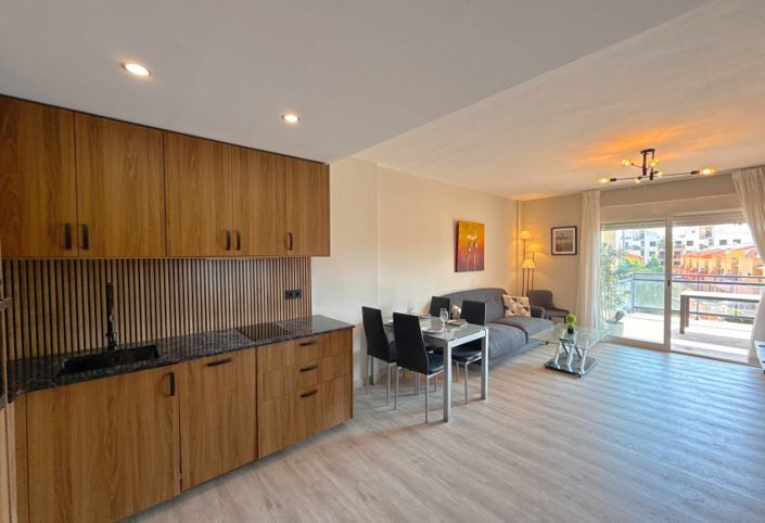 Image No.3-2 Bed Property for sale