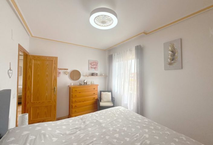 Image No.18-2 Bed Apartment for sale