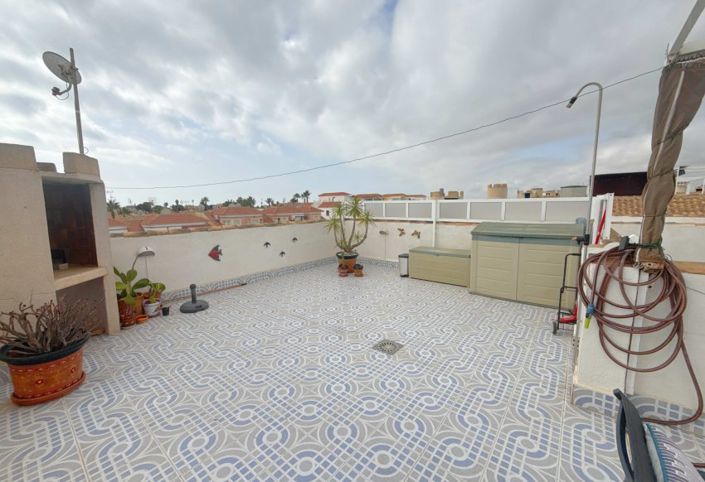 Image No.19-2 Bed Apartment for sale