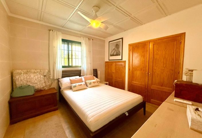Image No.31-6 Bed Villa for sale
