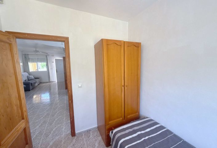 Image No.3-3 Bed Townhouse for sale