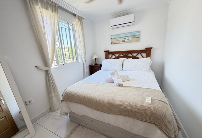 Image No.10-5 Bed Villa for sale