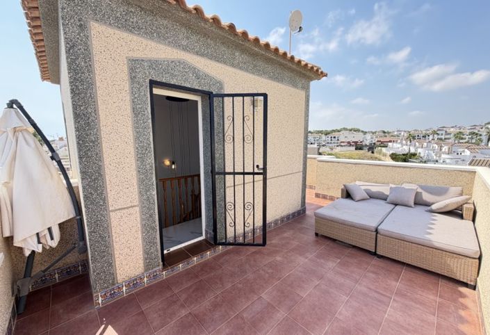 Image No.22-5 Bed Villa for sale