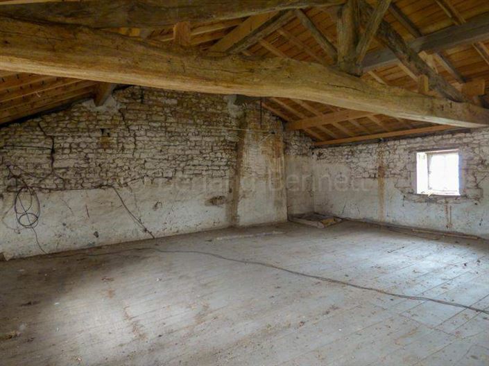 Image No.11-1 Bed House for sale