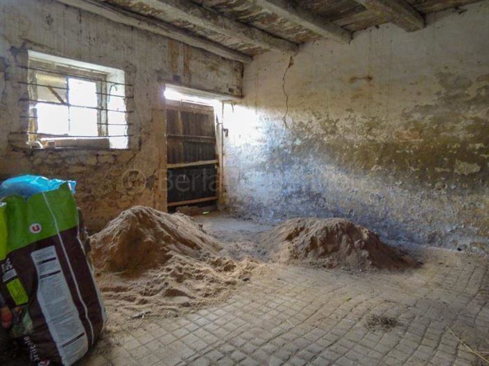 Image No.14-1 Bed House for sale