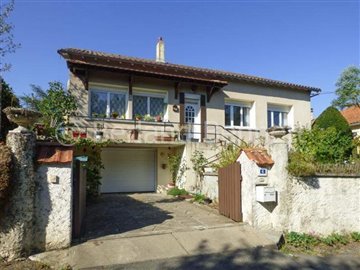 Maison de 3 chambres à vendre à Ruffec