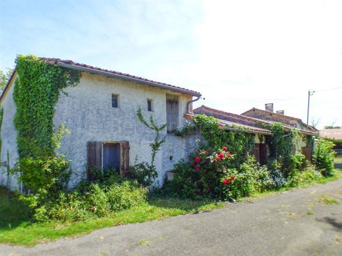 Image No.1-Maison de 2 chambres à vendre à Sauzé-Vaussais